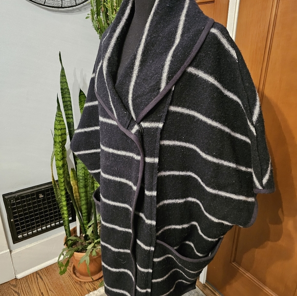 Free People Wool Blend Black and  White Striped Blanket Coat - Picture 4 of 6